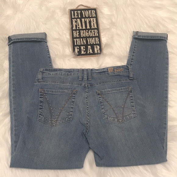Jeans Kut from the Kloth 98% Cotton Size 6 - Picture 6 of 7